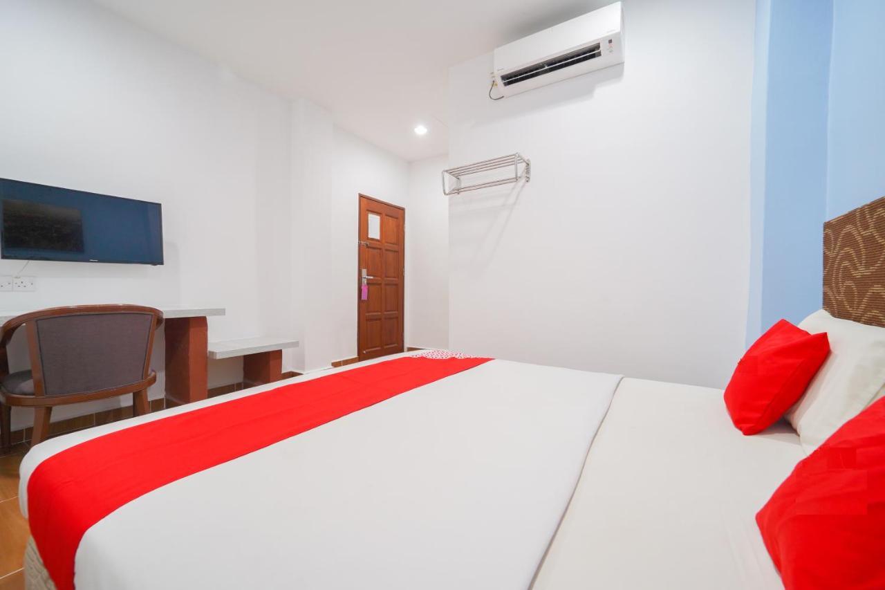 Jma Ferringhi Beach Hotel Batu Feringgi Buitenkant foto